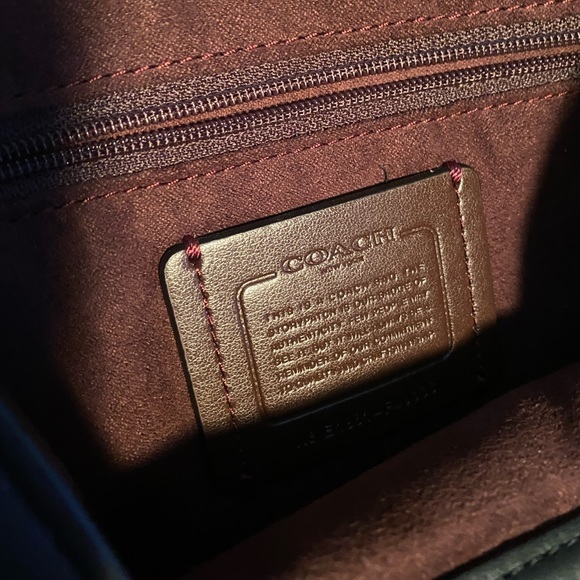 COACH purse - Picture 6 of 7